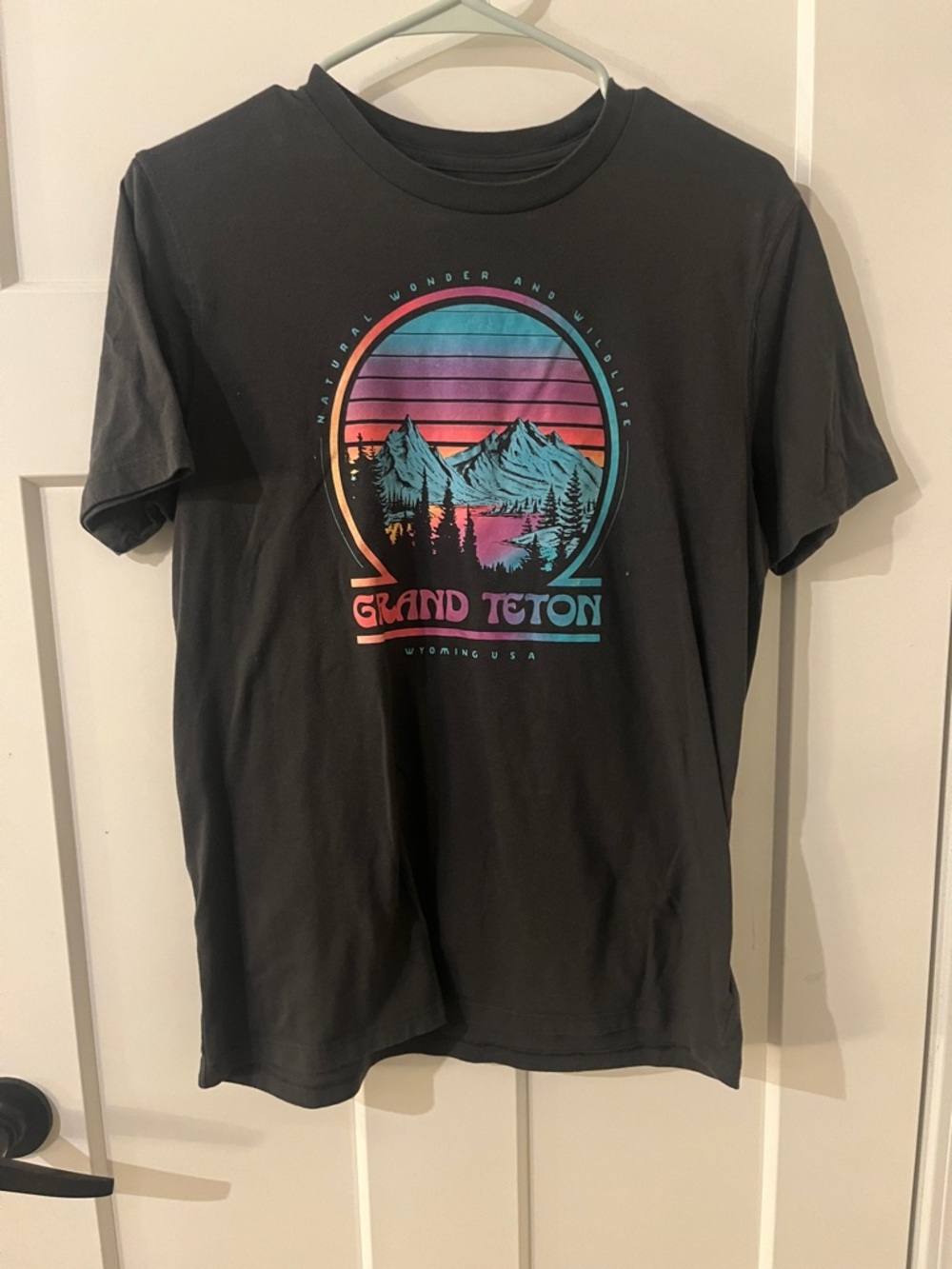 Old Navy Black Soft-Washed Tee